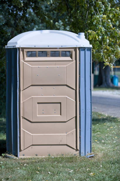 Portable Toilet Options We Offer in Sheboygan Falls, WI